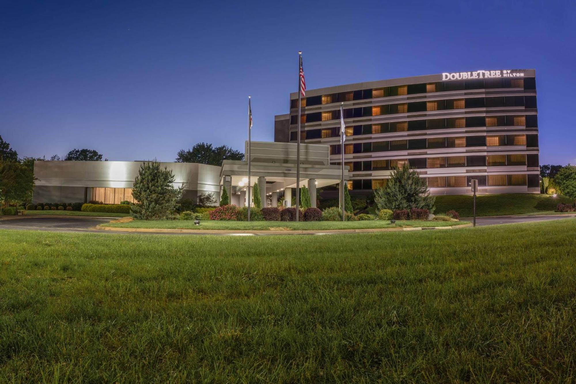 Doubletree By Hilton Winston Salem - University, Nc Buitenkant foto