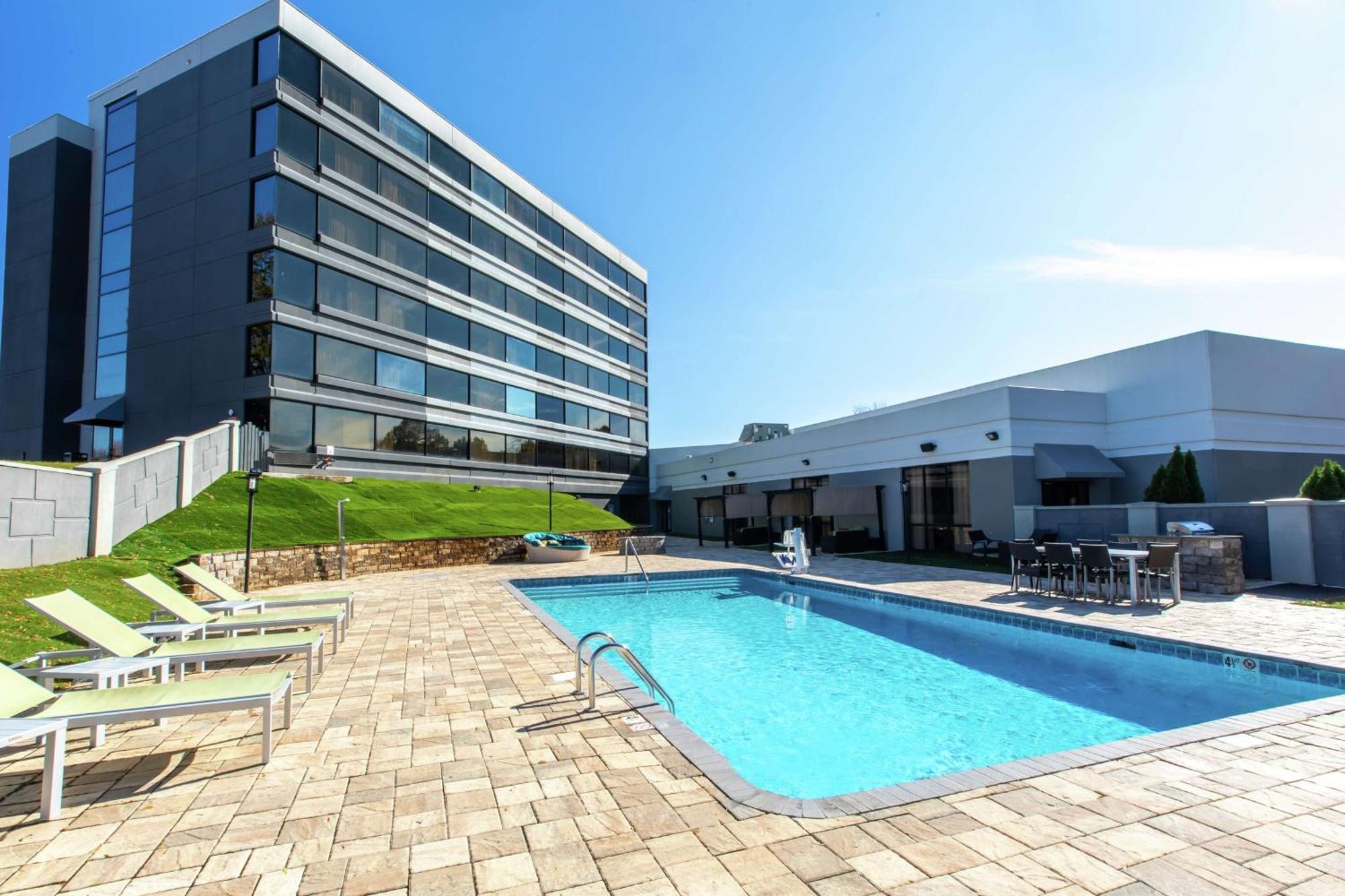 Doubletree By Hilton Winston Salem - University, Nc Buitenkant foto