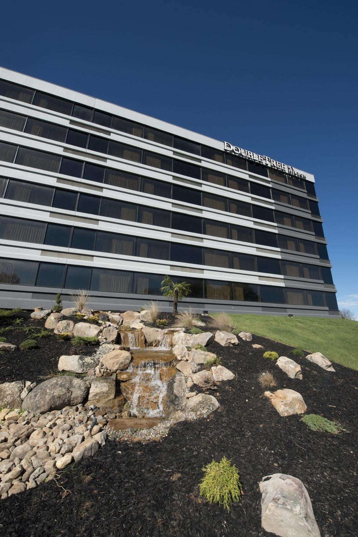 Doubletree By Hilton Winston Salem - University, Nc Buitenkant foto