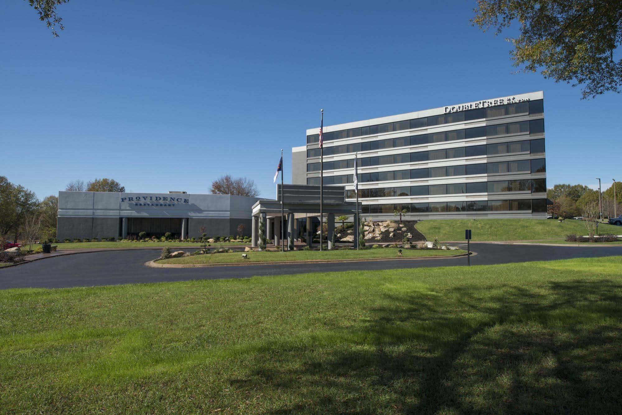 Doubletree By Hilton Winston Salem - University, Nc Buitenkant foto